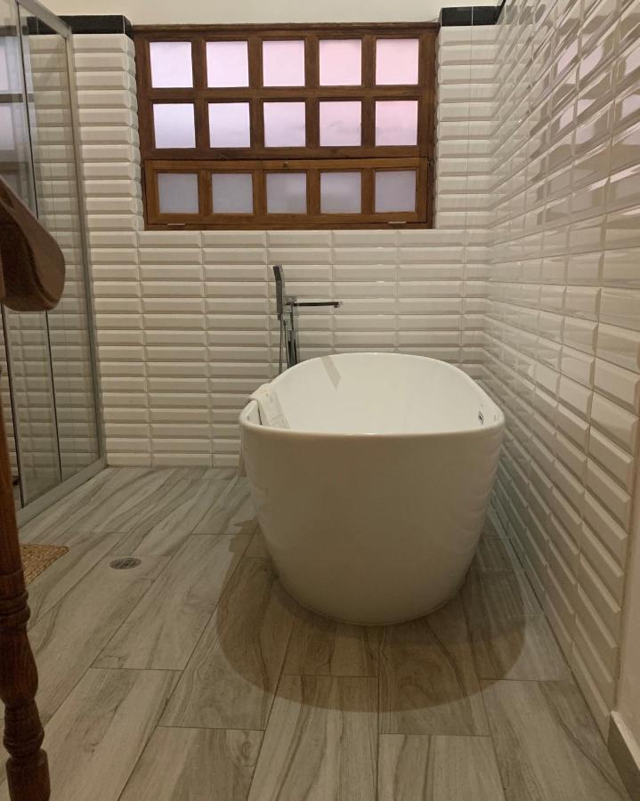 מלון מקסיקו סיטי Galanga Thai House מראה חיצוני תמונה